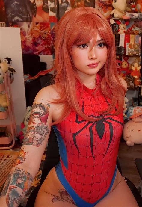 Oxillery on Twitter: regular outfit vs cosplay