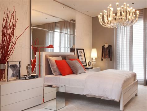 Espelhos Em Cima Da Cama - Painel de Espelhos para Decoração de Quarto de Casal