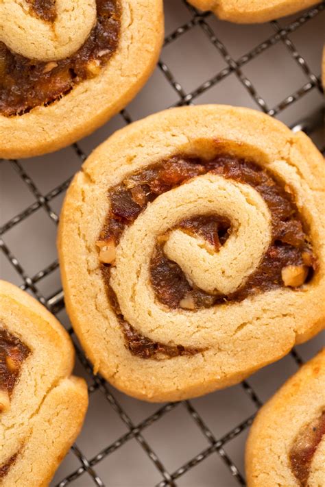 15 Healthy Date Nut Pinwheel Cookies – Easy Recipes To Make at Home