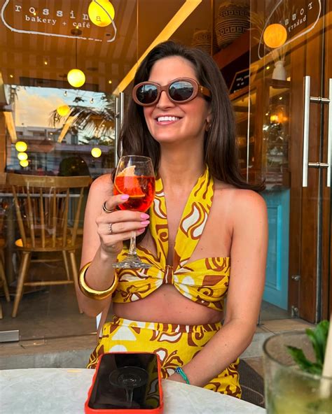 Kaitlan Collins CNN (April 2024) : r/hot_reporters