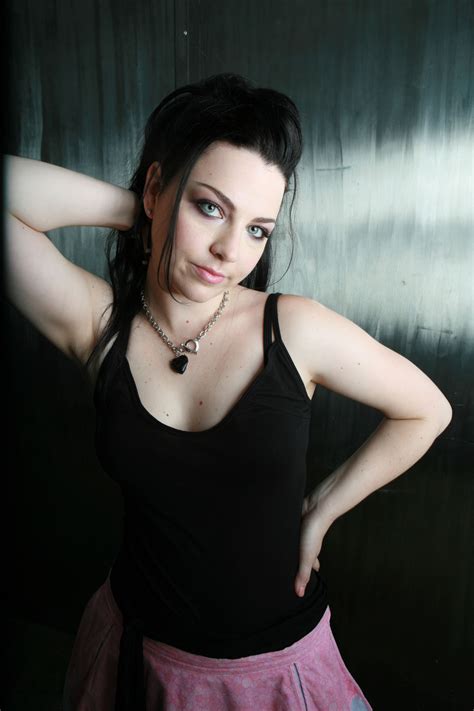 Amy Lee (5 more in comments, all of high-quality) : CelebrityArmpits