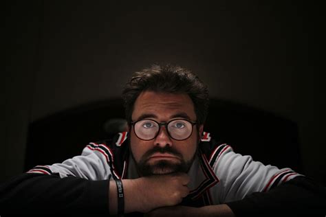 Кевин Смит - смотреть фильмы и сериалы онлайн