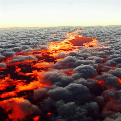 36,000 feet, somewhere over Australia. : r/pics