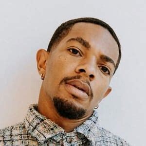 Xavier Mills - Age, Bio, Family | Famous Birthdays