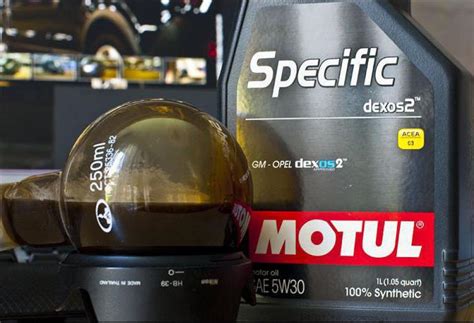Моторное масло Motul 5W30: характеристики и особенности :: SYL.ru