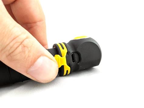 Armytek Elf C2 Review by 1Lumen.com | Armytek Blog