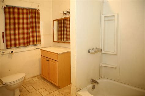 Bathroom - The Sister Team