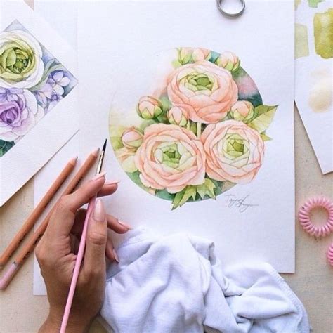 В круге | Watercolor flower art, Flower art painting, Floral painting