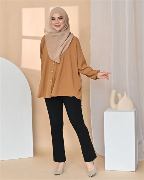 Alya Top Button Plain – Qabeela