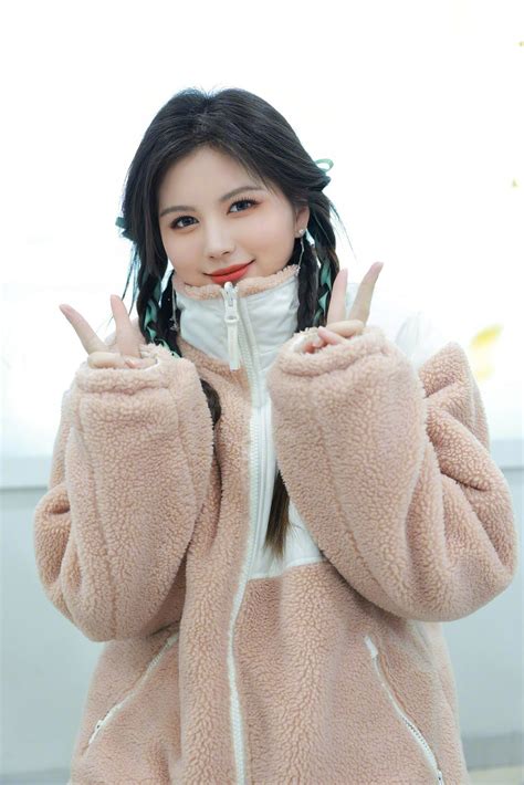 240127 SNH48 Weibo update | kpopping