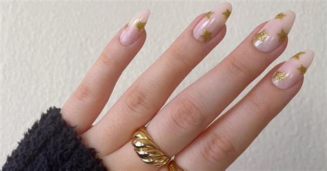 Star Nails Ideas and Inspiration | POPSUGAR Beauty UK