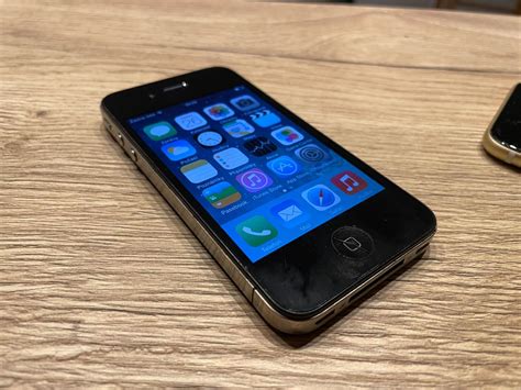 Apple Iphone 4 32GB | Aukro