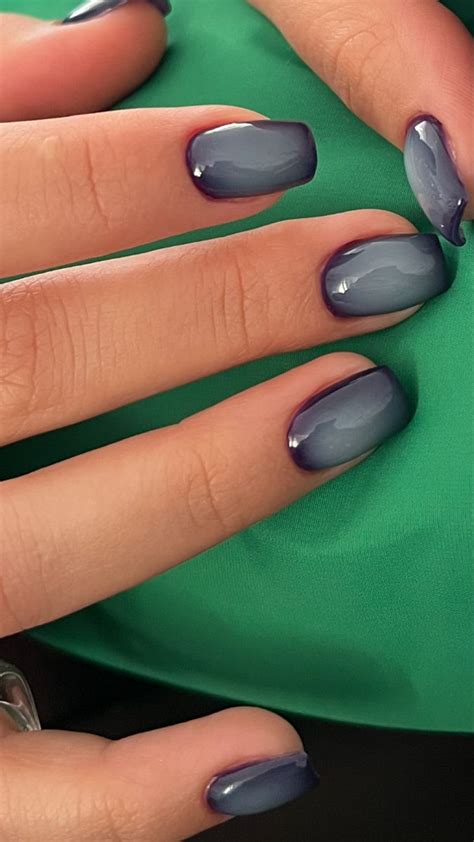 Pin by eeesenia on nails | Short nails, Blue nails, Airbrush nails