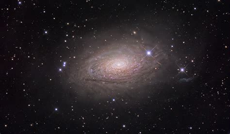 M63- detail