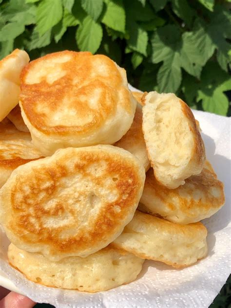 Вкусные оладьи: секреты пышности, варианты начинок. Отличия оладий от ...
