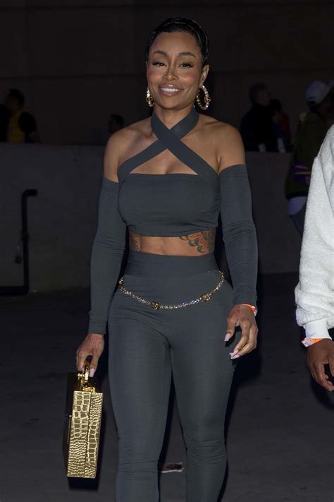 Blac Chyna wows as she flaunts new natural look in grey top and