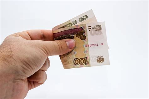 Готовьтесь. Девальвация рубля начнется после 2 мая?