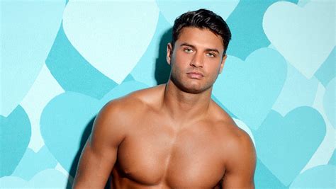 Meet the new Love Island boy: Mike Thalassitis | Celebrity - heat Radio