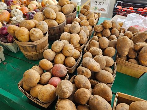Downtown Saginaw... - Downtown Saginaw Farmers' Market