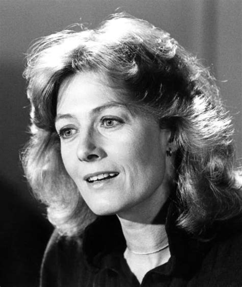 Download Vanessa Redgrave At A Film Event Wallpaper | Wallpapers.com