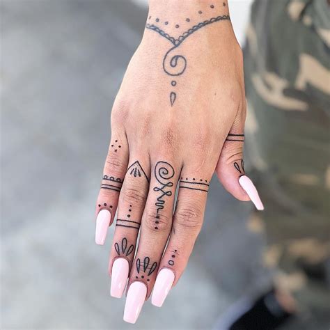 exploring  mesmerizing world  hand tattoos  women