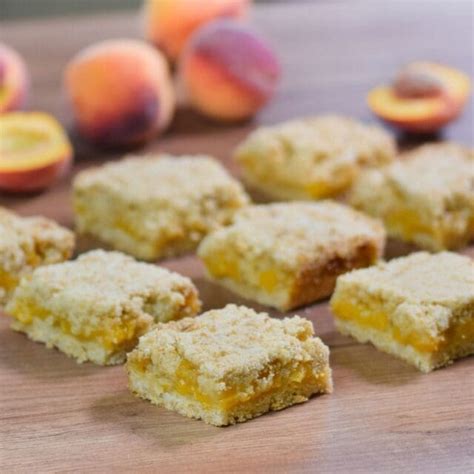 21 BEST Hawaiian Desserts That Will Make You Scream Aloha!🌴