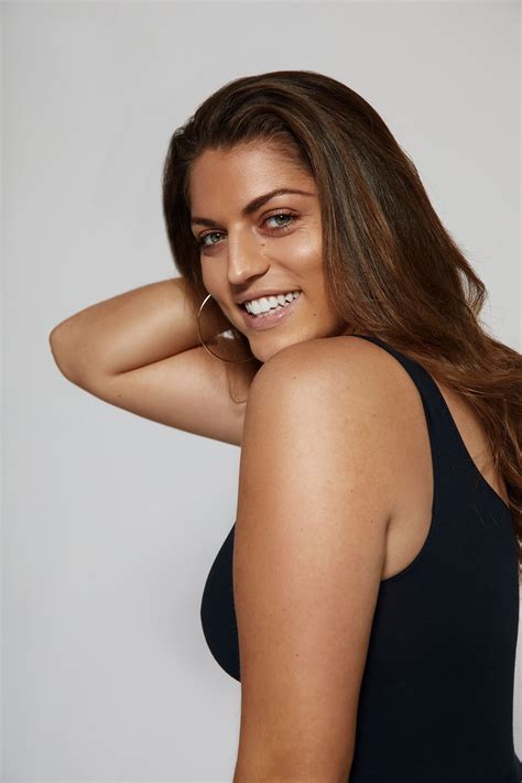 Contact — Ella Halikas