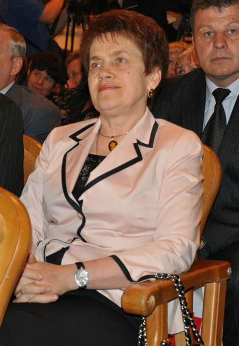Жена Януковича пришла в часах за 30000$ на собрание учителей: dimka_jd ...