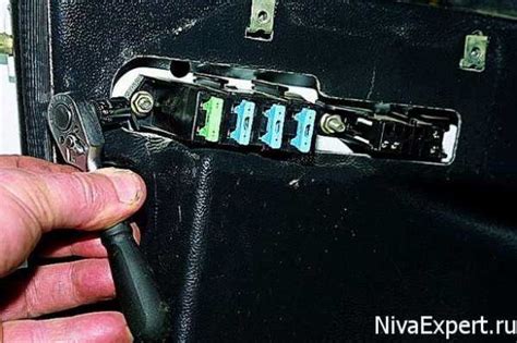 Нива 21213 реле ближнего света – Где стоят реле в ниве - Автозапчасти ...