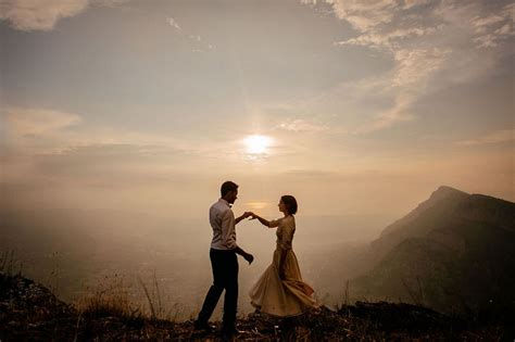 50 лучших свадебных фотографий года по версии Junebug Weddings
