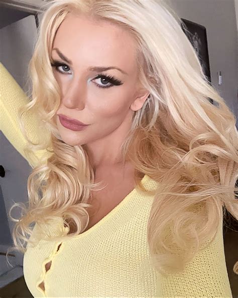 Courtney Stodden Comes Out as Non-Binary: 'My Spirit Is Fluid' | Us Weekly
