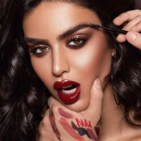 These Hottest Women Celebrities Are Breaking the Internet! - 41op34e