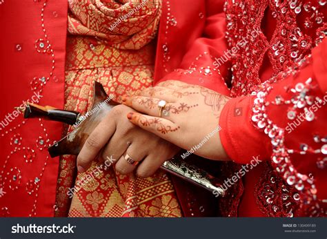 Malay Wedding Traditional Stock Photo 130499189 | Shutterstock