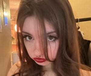Lilmochidoll – Bio, Age & Family Life