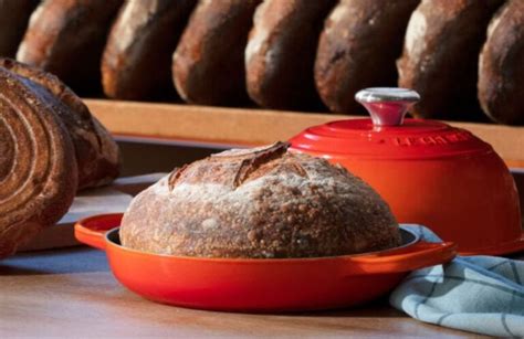 The 4 Best Dutch Ovens for Bread Baking 2022 | Feasting At Home