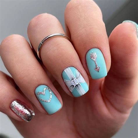 Бирюзовый маникюр: 10 летних и ярких дизайнов ногтей 💅 | theGirl