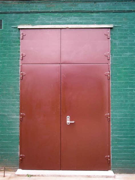 Dependable Secure Flood Doors | Flood Control International