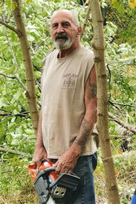 stout and son funeral home 5