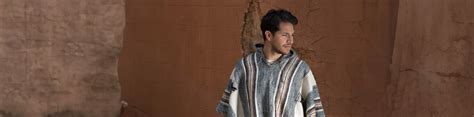 Men's Wool Ponchos: Stay Warm and Fashionable with Gamboa Fashion