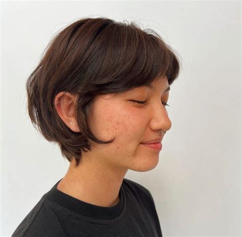 short stacked wedge haircuts youre