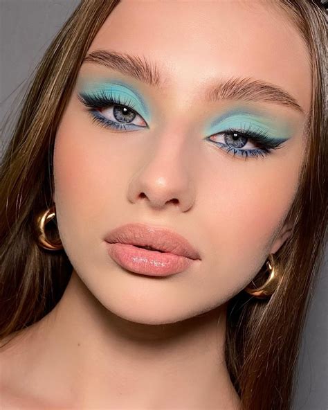 БЕЛГОРОД | МАКИЯЖ | ВИЗАЖИСТ (@mmarymakeup) posted on Instagram • May ...
