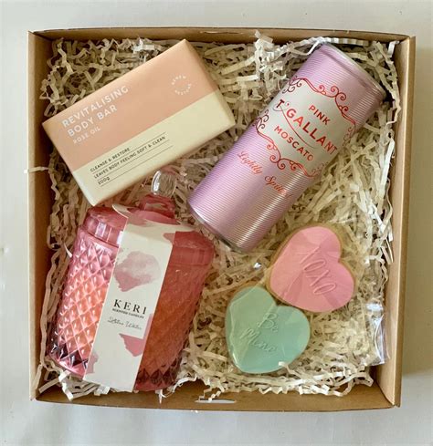 Sweethearts Box – Boxed & Delicious