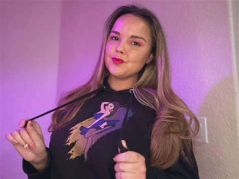 Hoodie : r/DillionHarper