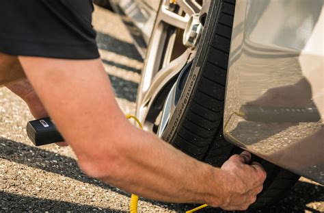 Continental напоминает о необходимости регулярно проверять давление в ...