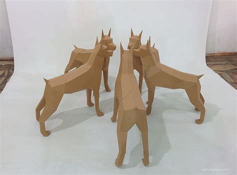 Собаки из картона