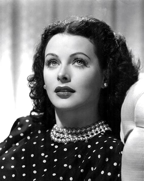 Hedy Lamarr and Dr. Maria Telkes – Women Who Invented Technology We Use