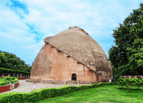 GOLGHAR: The Round House, Patna - thebusinesscluster.net