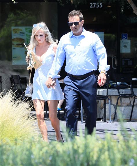 Amber Lynn Conklin - Out in Los Angeles 06/09/2022 • CelebMafia