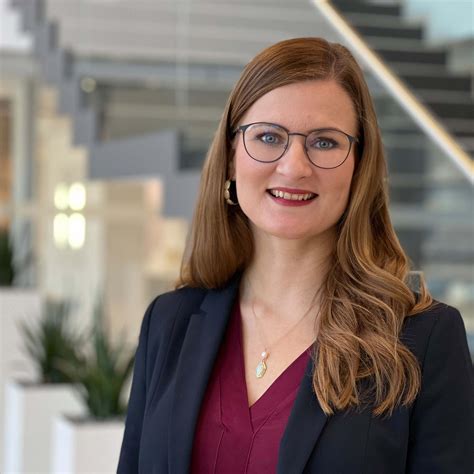 Imec and ZEISS intensify collaboration with the signing of a new