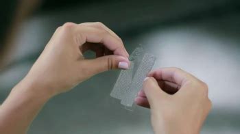 Crest 3D 1-Hour Express White Strips TV Commercial Featuring Shakira ...